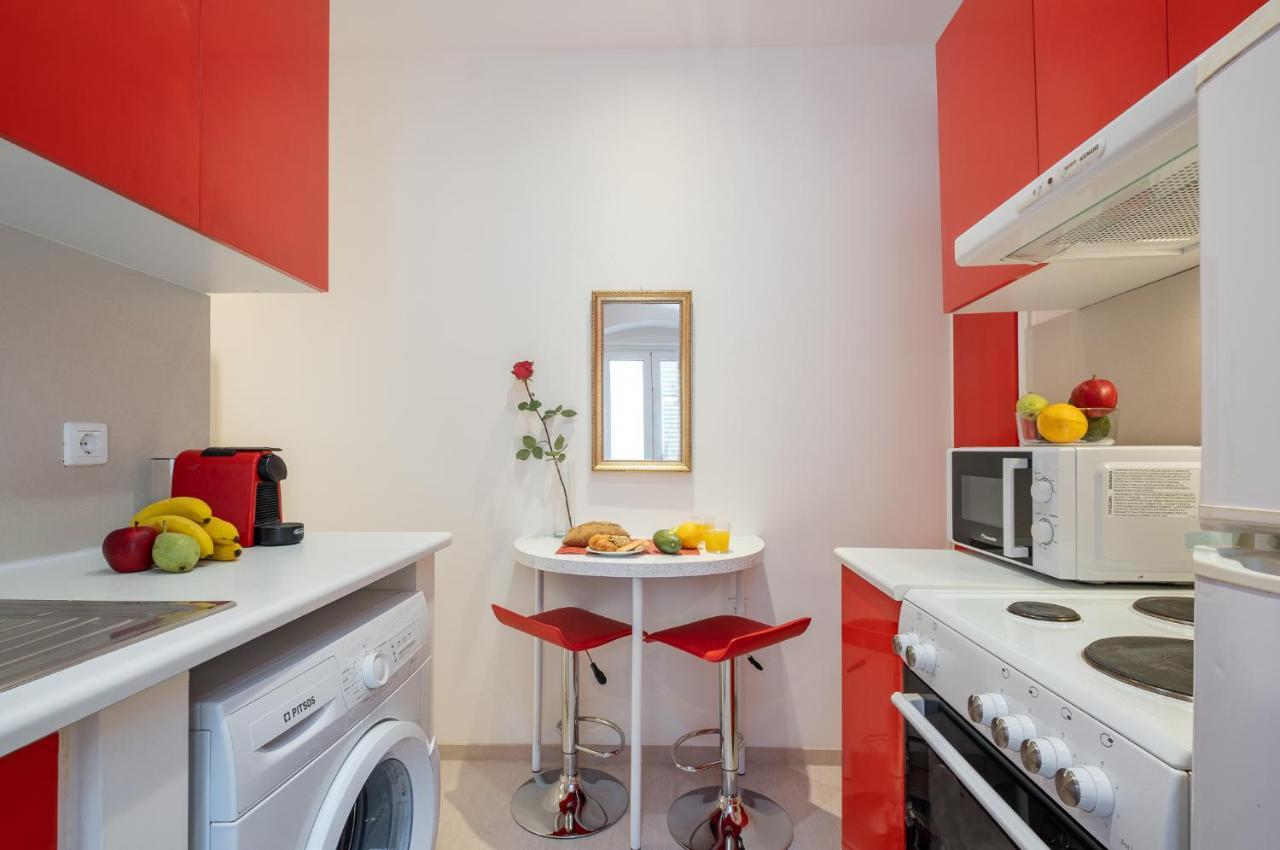 Nadiona Suites Red & Cream Corfu  Exterior foto